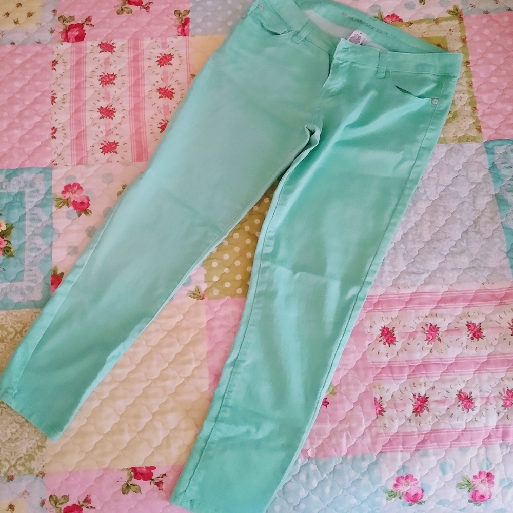 Celebrity Pink Cropped Jeggings